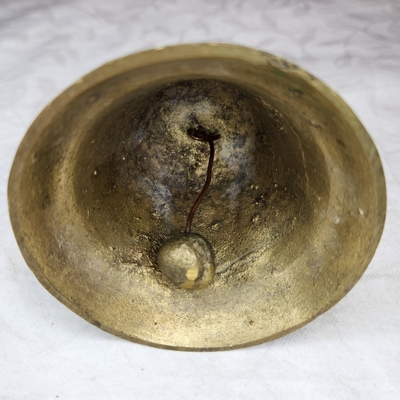 Antique brass circus elephant bell - Picture 4 of 6